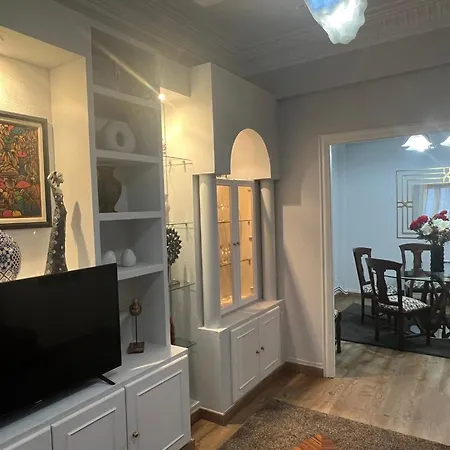 アパート Amplio Y Centrico Piso Con Patio. *