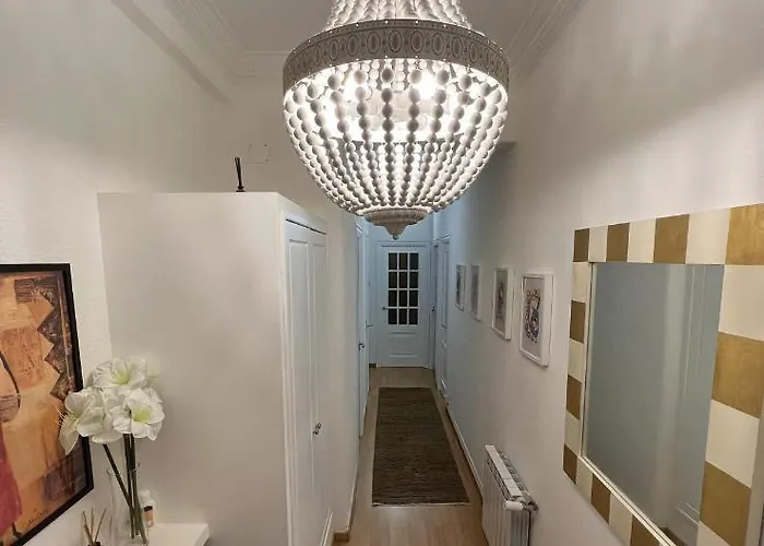 Amplio Y Centrico Piso Con Patio.